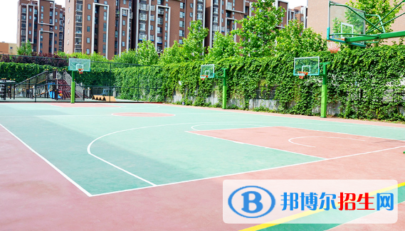 北京中芯学校高中部