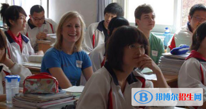 北京新桥外国语高中学校