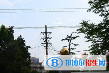 安徽阜阳农业学校2020年招生办联系电话