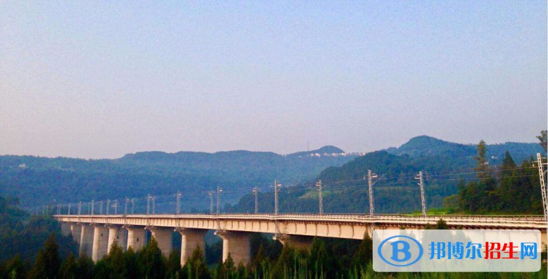 成都2020年有哪些民办铁路学校