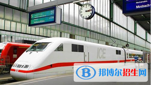 六盘水2020年女生学铁路学校好吗