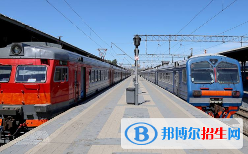六盘水2020年初中生能学铁路学校吗