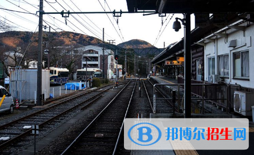 六盘水2020年初中生能上铁路学校吗