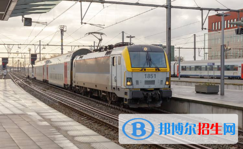 六盘水2020年初中生能考铁路学校吗