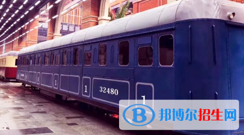 六盘水2020年初中生可以读铁路学校吗