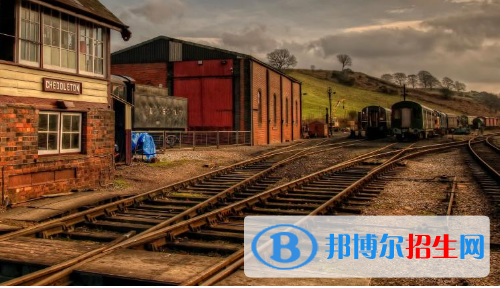 六盘水2020年初中生读什么铁路学校最好