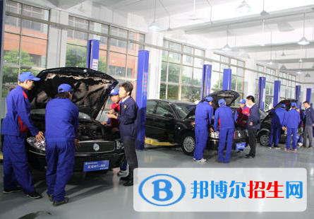 重庆2020年汽修学校什么专业适合男生