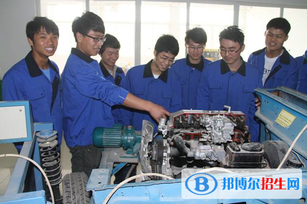 重慶2020年適合男生的汽修學(xué)校專業(yè)
