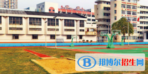 南宁2020年读铁路学校需要什么证件