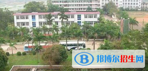 南宁2020年读什么铁路学校好