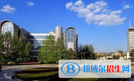 威海常春藤国际学校2020年招生办联系电话