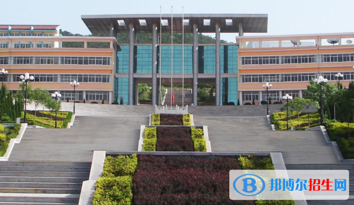 威海大光华国际学校地址在哪里