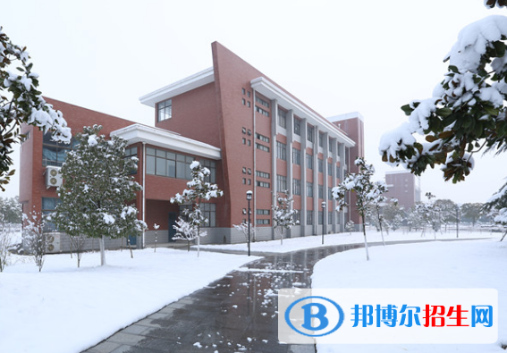 安徽汽车工业学校2020年招生办联系电话