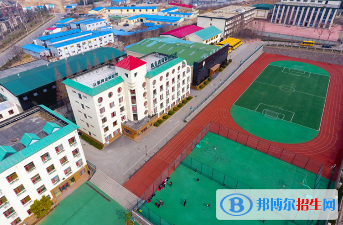 青岛银河学校怎么样、好不好