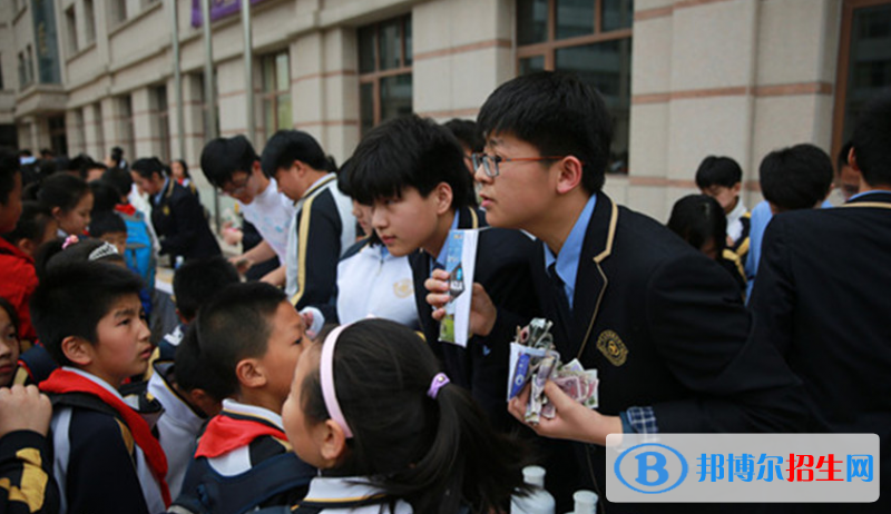 青岛格兰德中学怎么样、好不好