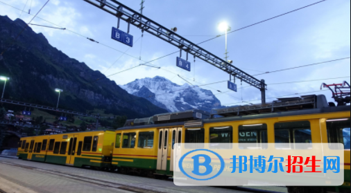 黄冈2020年读铁路学校的大专