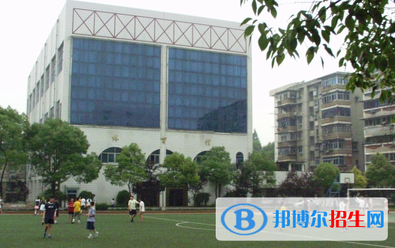 武汉外国语学校2020年学费、收费多少