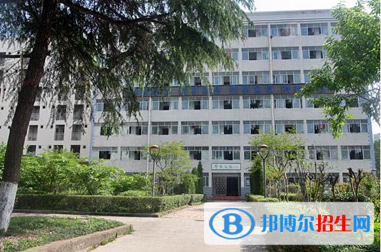 重庆2022年什么汽修学校就业比较好