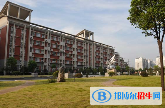 武汉第一中学国际部2020年招生办联系电话