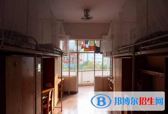 湖北职业技术学院宿舍