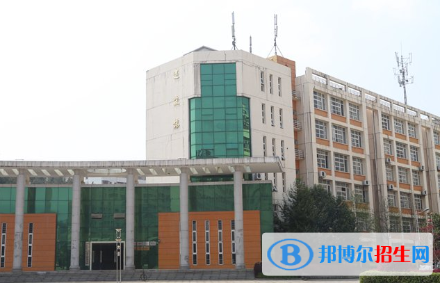 咸宁职业技术学院8