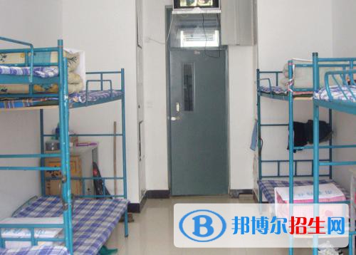 郑州市实验中等专业学校2021年宿舍条件