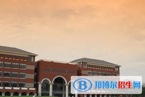 成都纺织高等专科学校2020年报名条件、招生要求、招生对象
