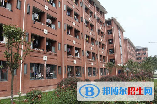 成都纺织高等专科学校是几专