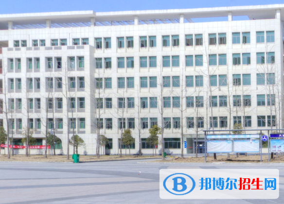 襄阳汽车职业技术学院2