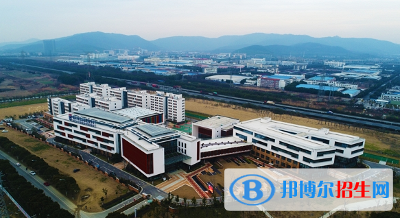 苏州北美国际高级中学网站网址