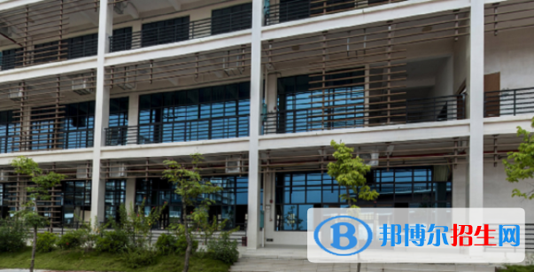 南宁职业技术学院是几专