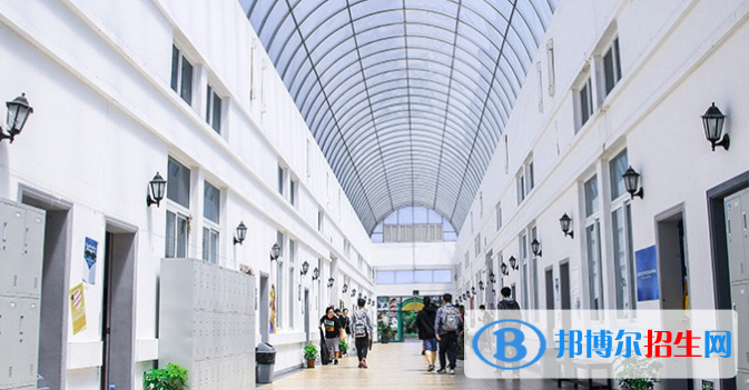 中加枫华国际学校2020年招生办联系电话