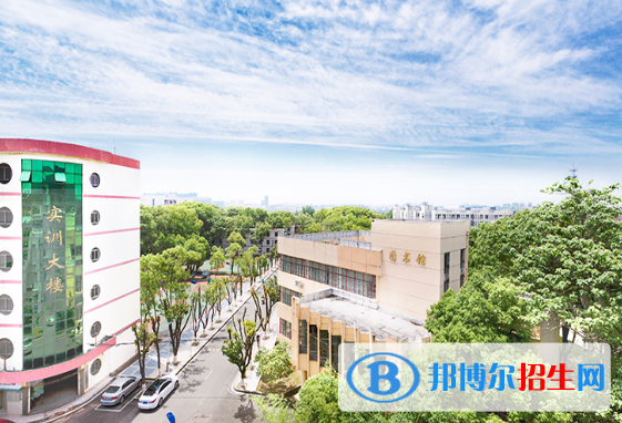 南昌2020年设有铁路学校的公办大专学校