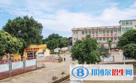 湛江2020年哪个学校有汽修学校