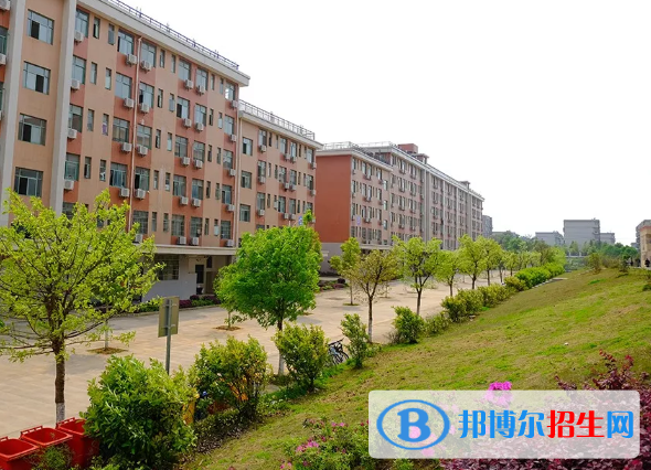 江西应用技术职业学院2020年招生办联系电话