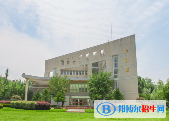 江西旅游商贸职业学院网站网址
