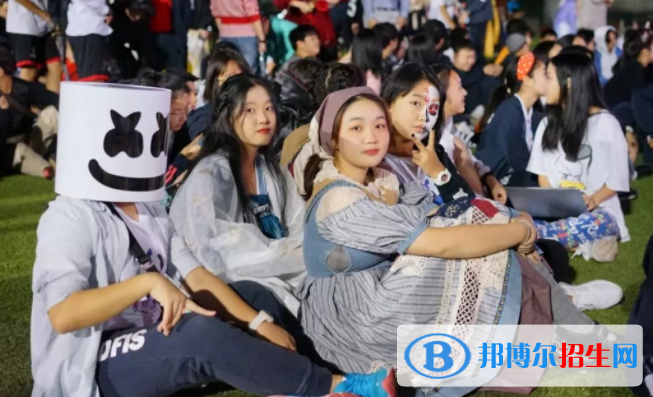 瑞得福国际学校高中部网站网址