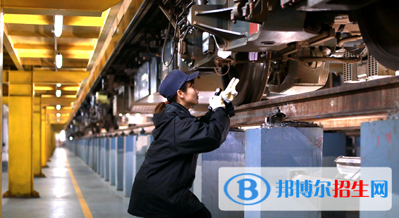 白银2020年读铁路学校后悔了