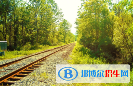 黄冈2020年没有毕业证可以读铁路学校吗