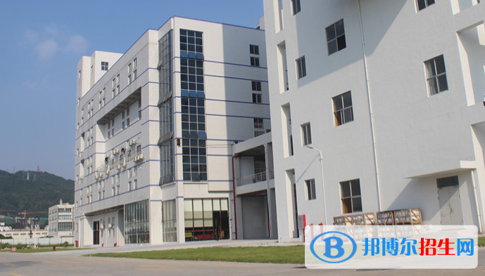 广州亚加达国际预科2020年学费、收费多少