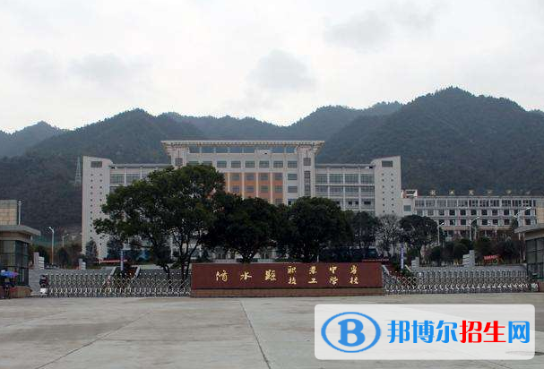 九江2020年初中生可以去读什么铁路学校