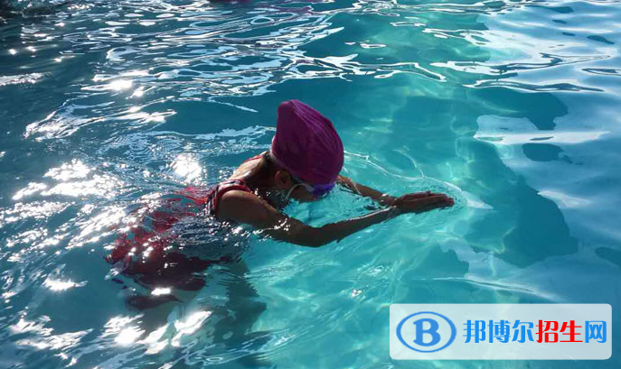 广州嘉利山学院怎么样、好不好