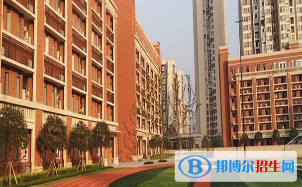 重庆史迪威外语学校高中部2020年招生办联系电话