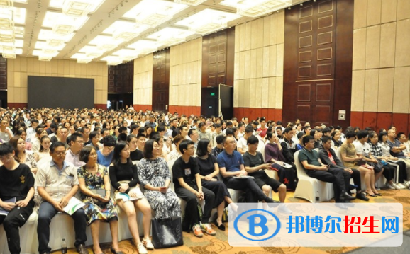 上海光华学院剑桥国际中心2020年招生办联系电话