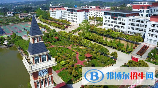 四川汽车职业技术学院是几专