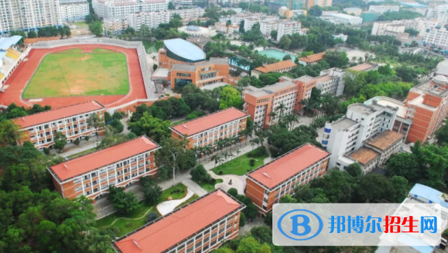 南宁三中国际学校初中部2020年招生办联系电话