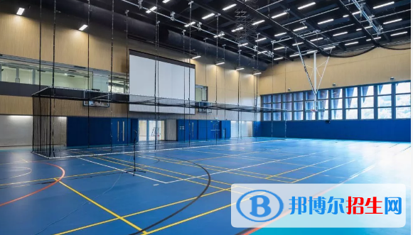 香港墨尔文国际学校初中部2020年学费、收费多少