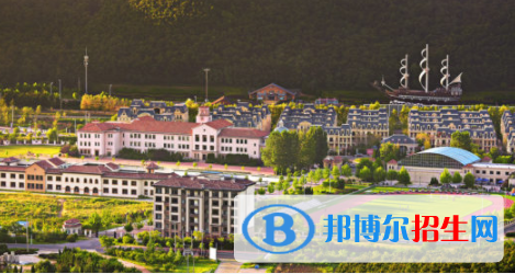 大连美国国际学校初中部2020年招生简章