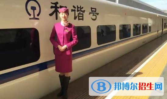 白银2020年初中生女生读什么铁路学校好