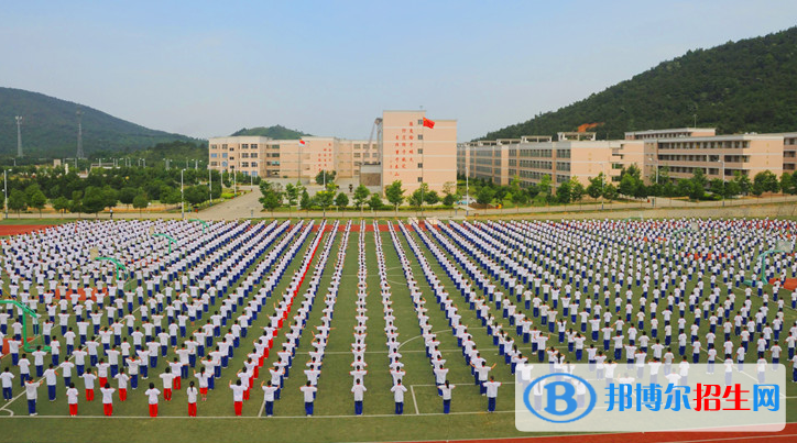 江西西山国际学校初中部网站网址